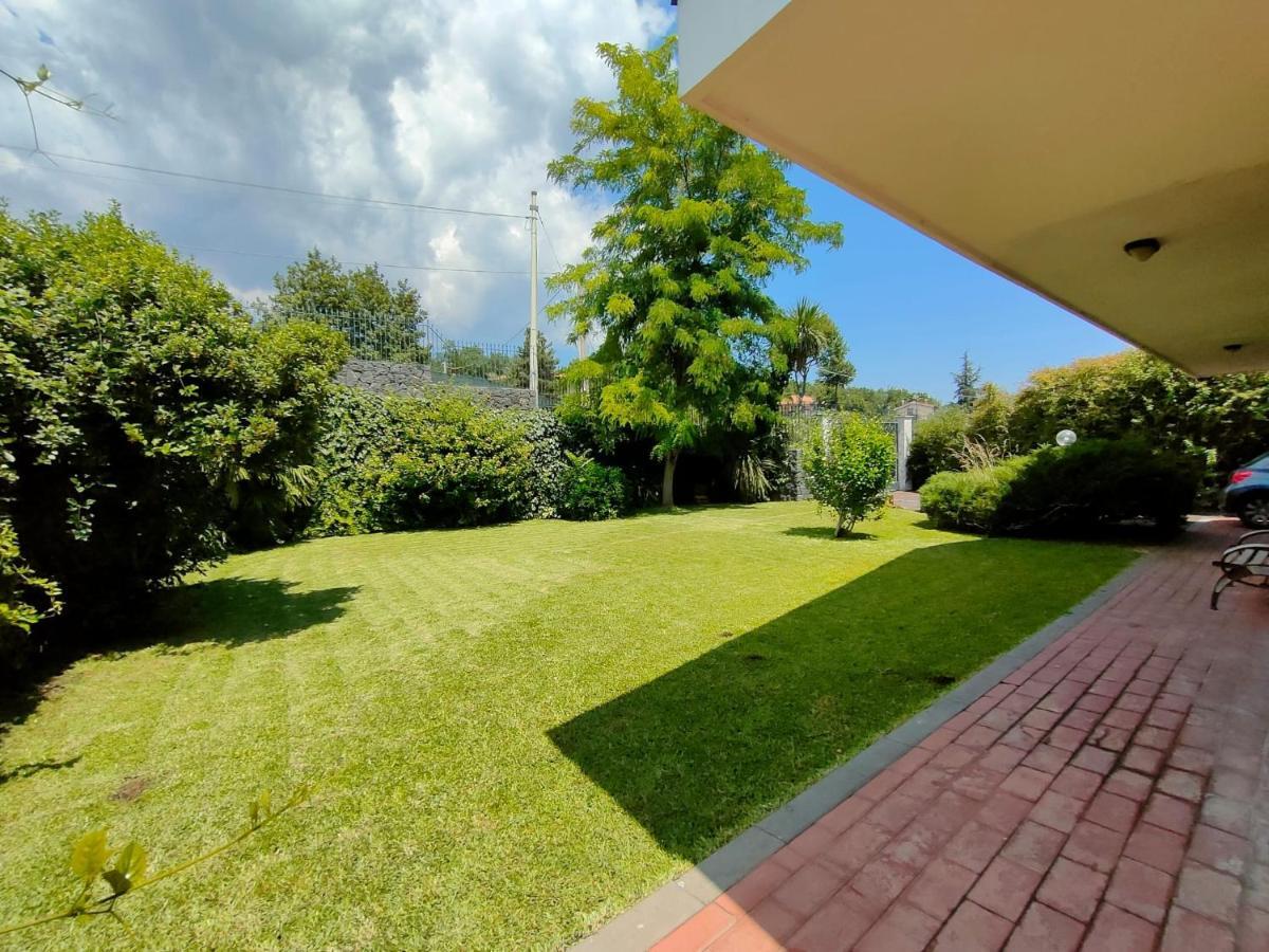 Villa Mimosa Zafferana Etnea Exterior photo